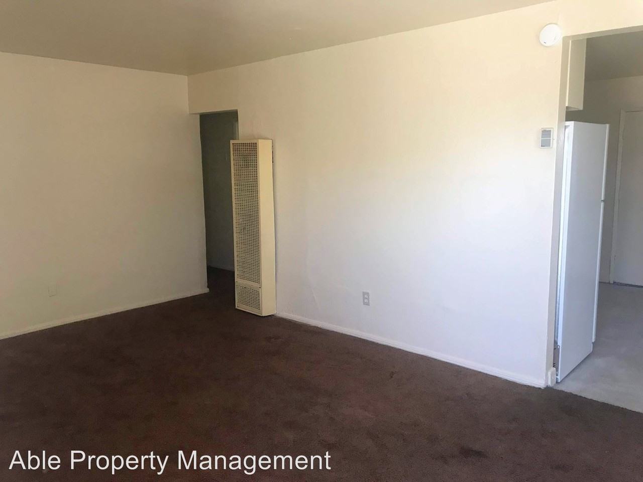 2613 Flower St - Photo 3 of 9