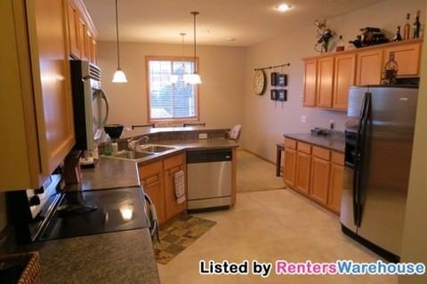 13805 Atwood Ave - Photo 3 of 15