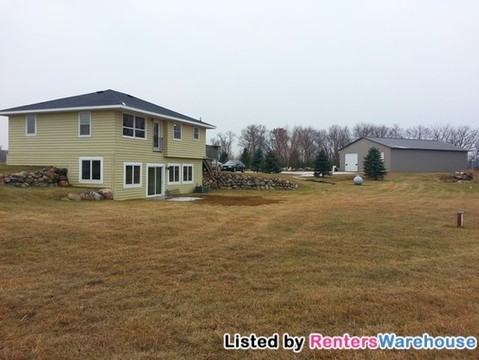 9082 Common St SW - Photo 3 of 15