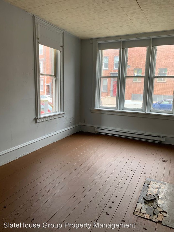 210 Hummel St - Photo 3 of 10