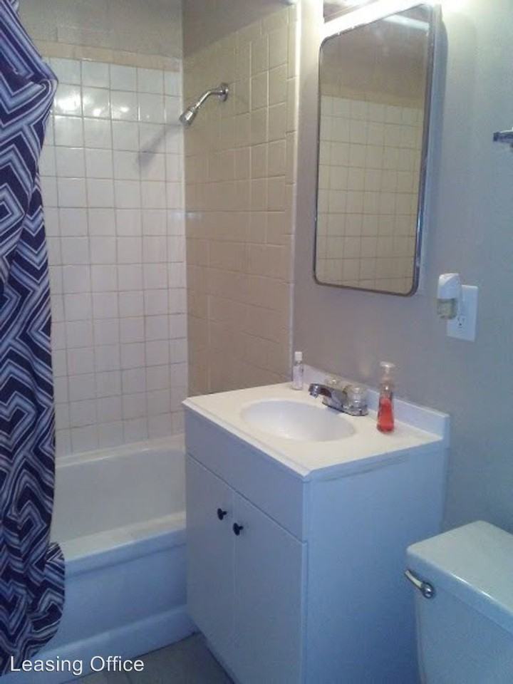 801 W. Lake Mead Bl., - Photo 2 of 6