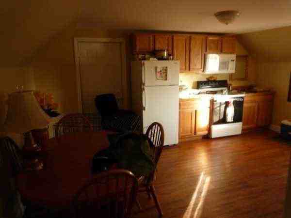 78 Main St - Photo 2 of 9