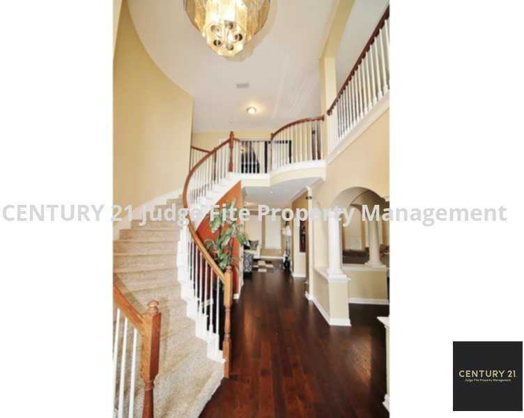 10117 Waterview Parkway - Photo 3 of 7