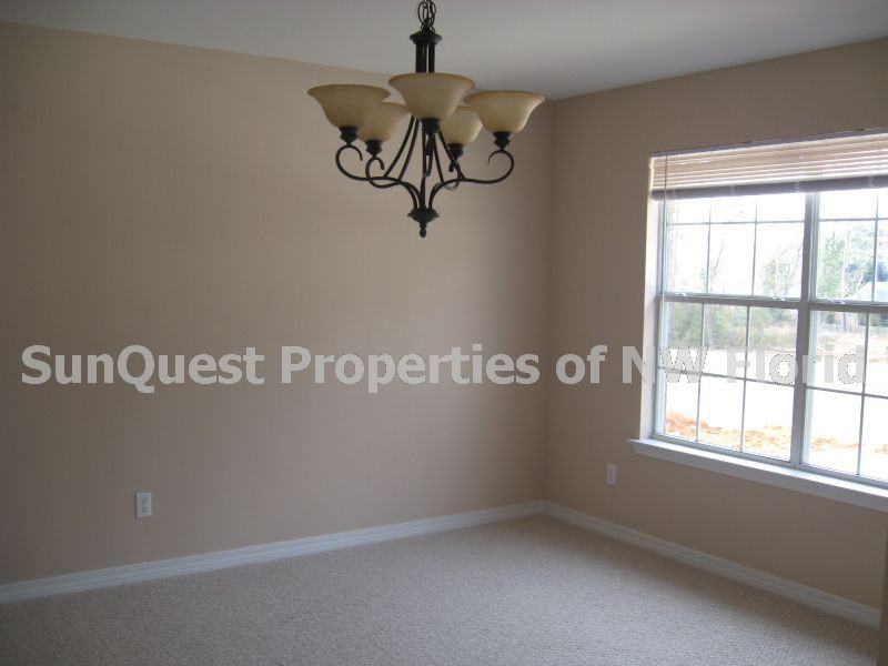 3377 Hartsfield Way W - Photo 2 of 6