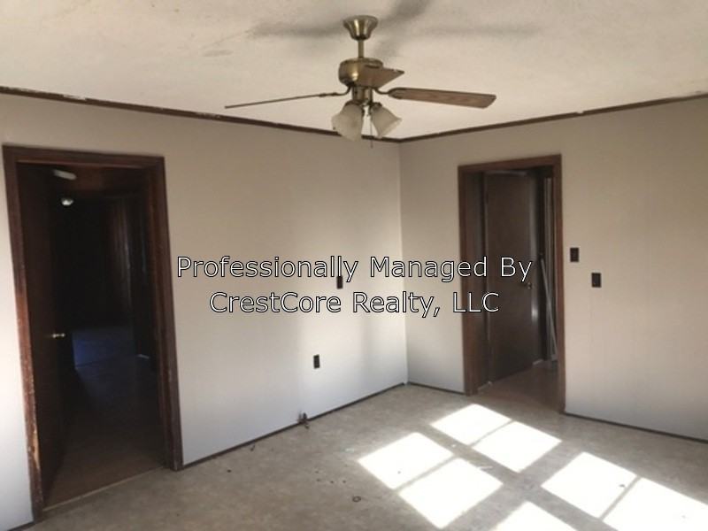 624 Reynolds Ave - Photo 2 of 9