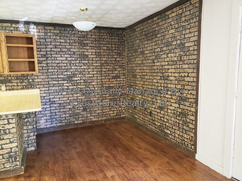 1324 Hillcrest Ave - 7 #7LL - Photo 2 of 7