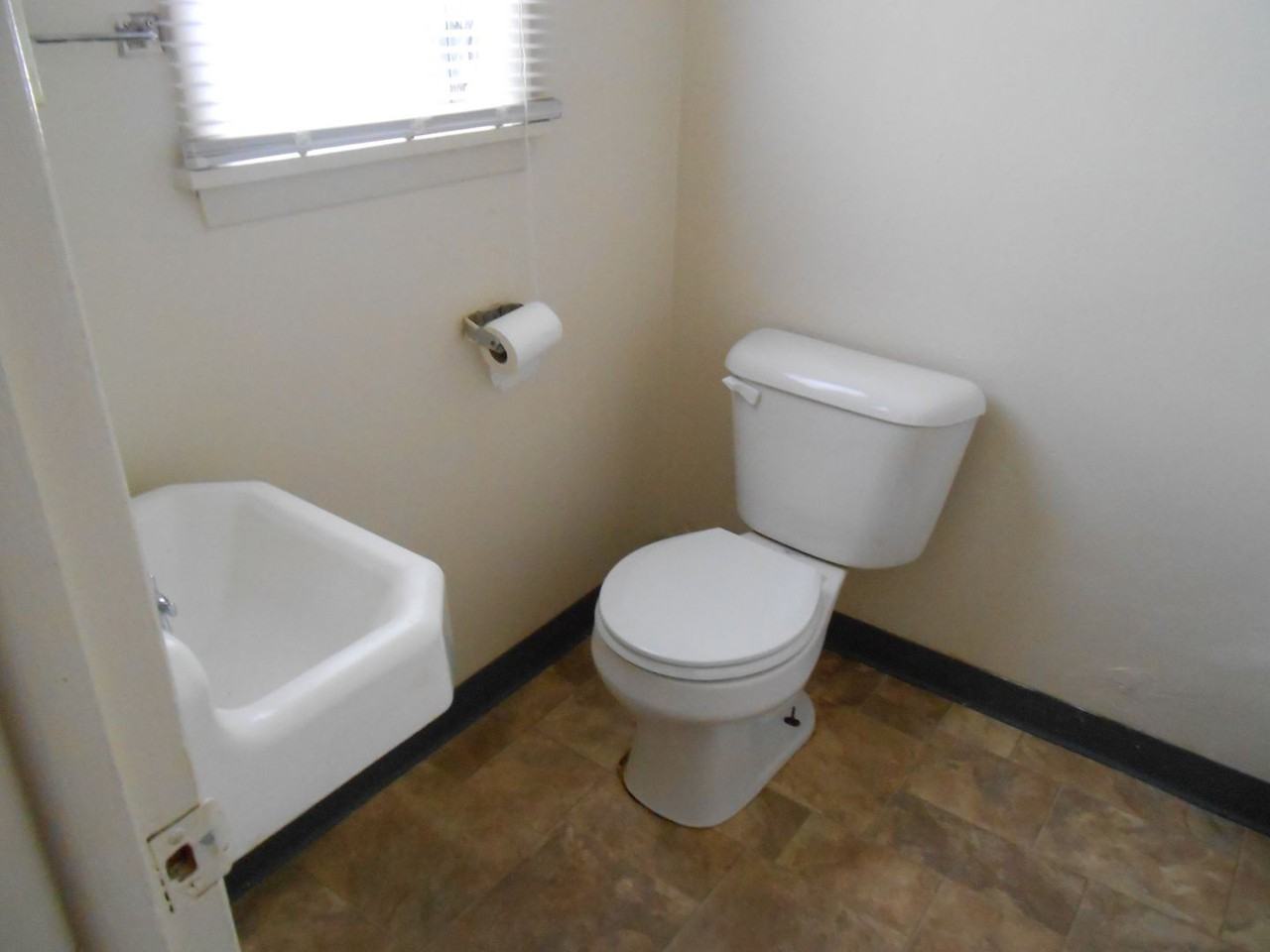 711 South Randolph Street #4 - Photo 7 of 10