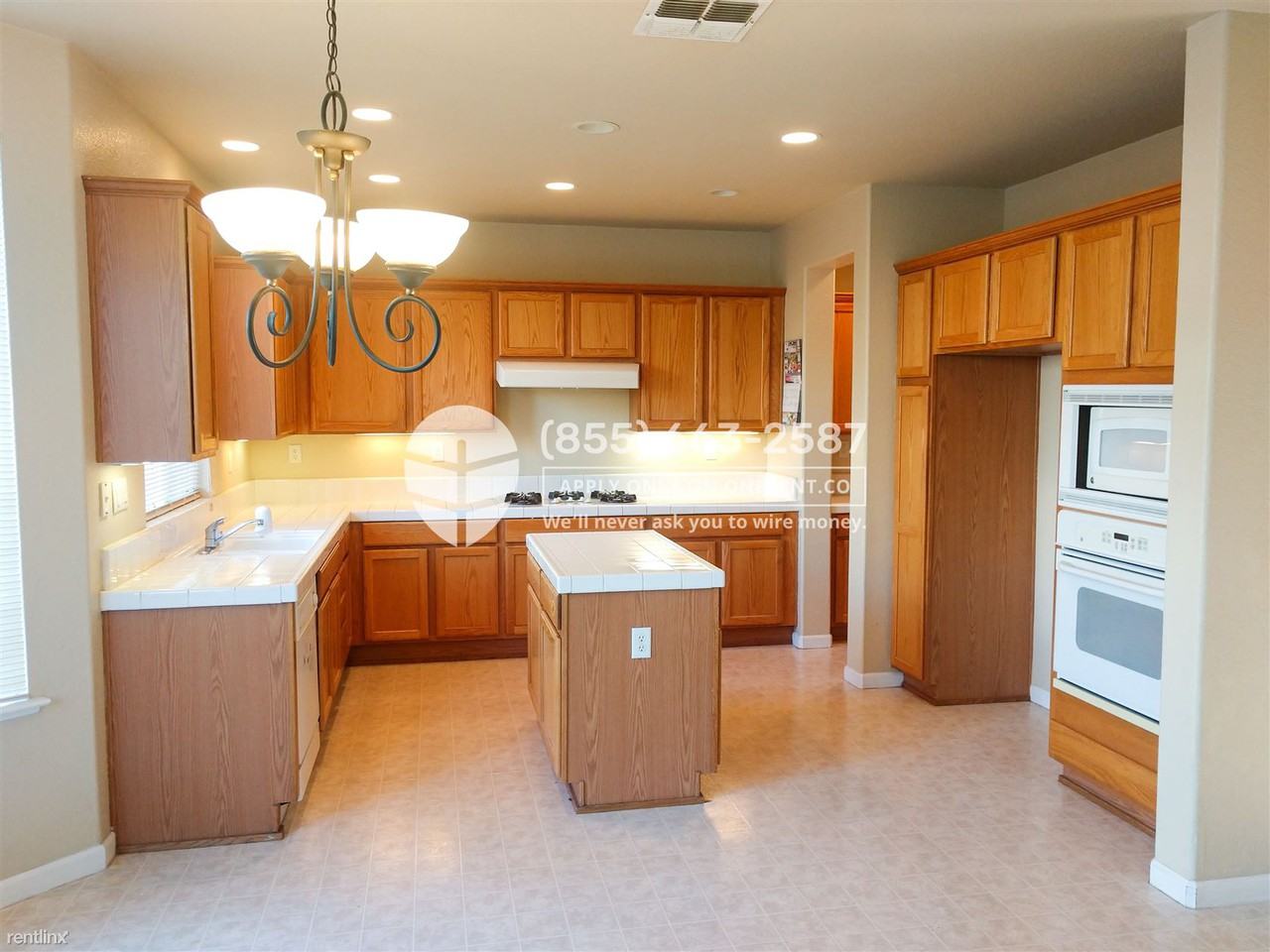 9625 Cedar Oak Way - Photo 2 of 18