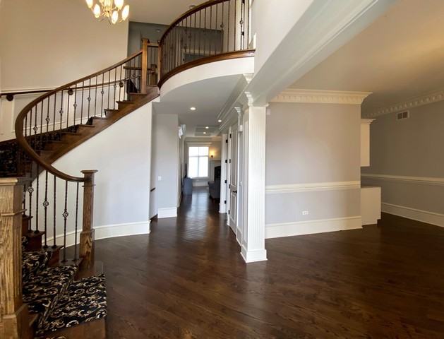 3319 Club Ct - Photo 2 of 25