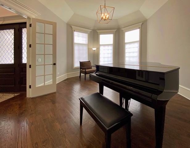 3319 Club Ct - Photo 3 of 25