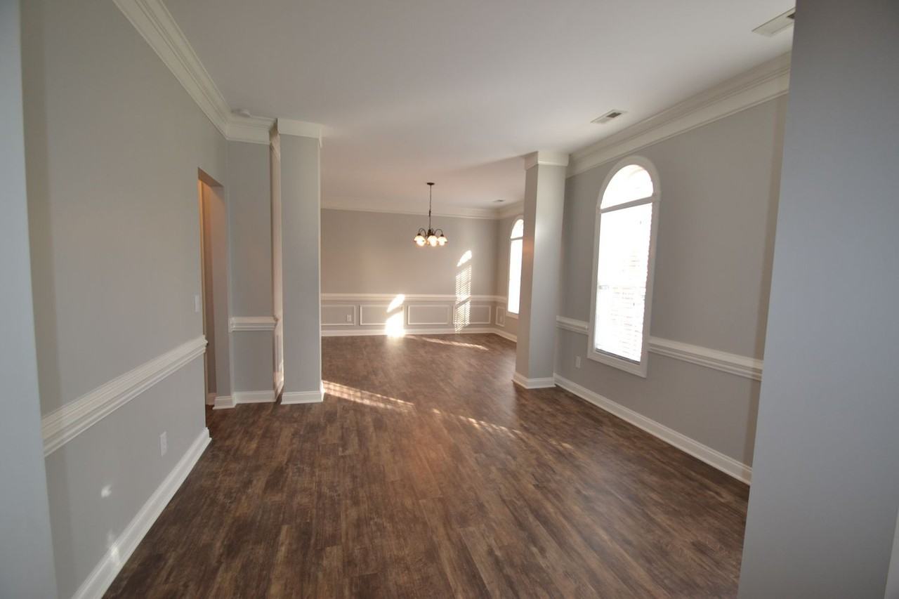 8830 Kingston Forest Dr - Photo 2 of 16