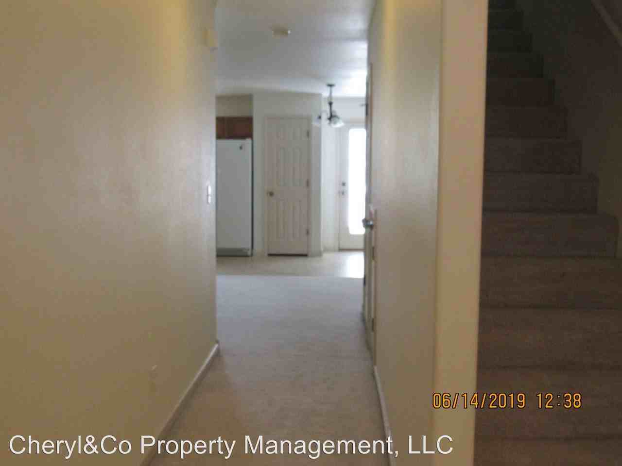 320 Wildrose Lane - Photo 2 of 13