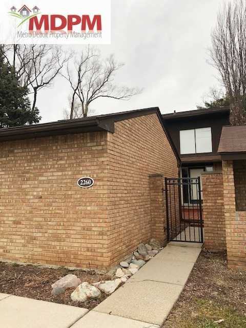 2260 Bordeaux St - Photo 2 of 10