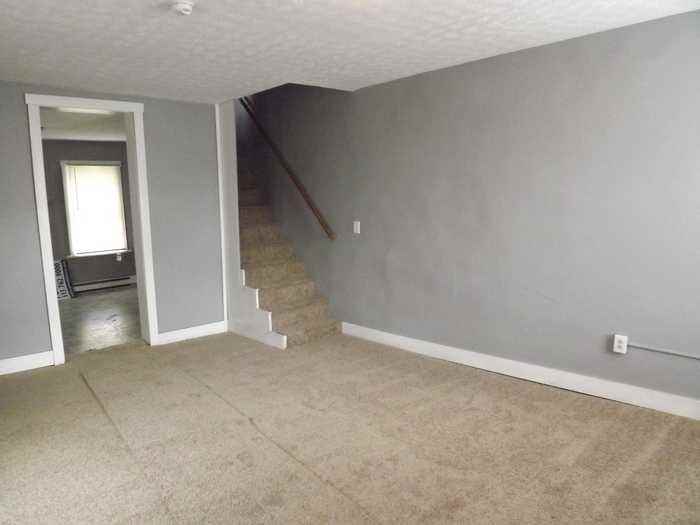 720 E Decatur St - Photo 2 of 9