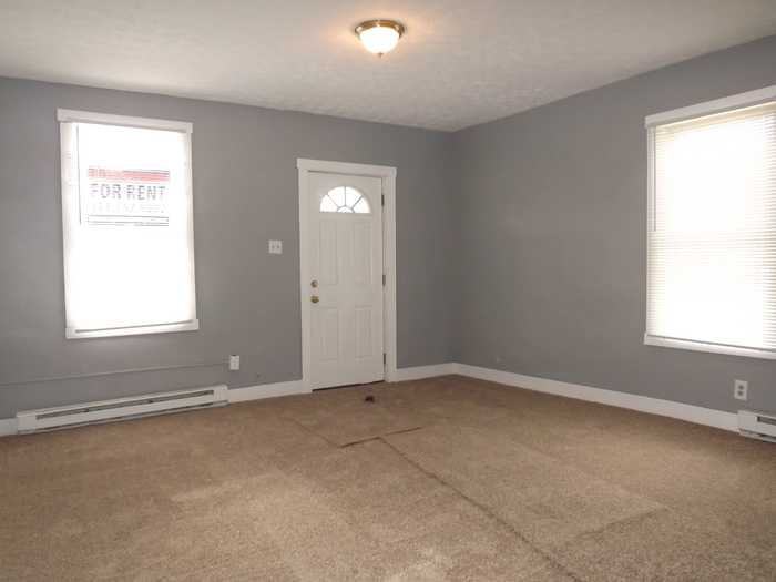 720 E Decatur St - Photo 3 of 9