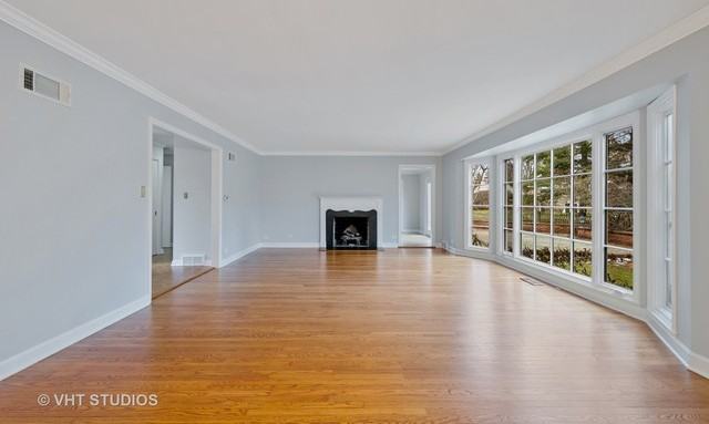 1347 Hackberry - Photo 3 of 24