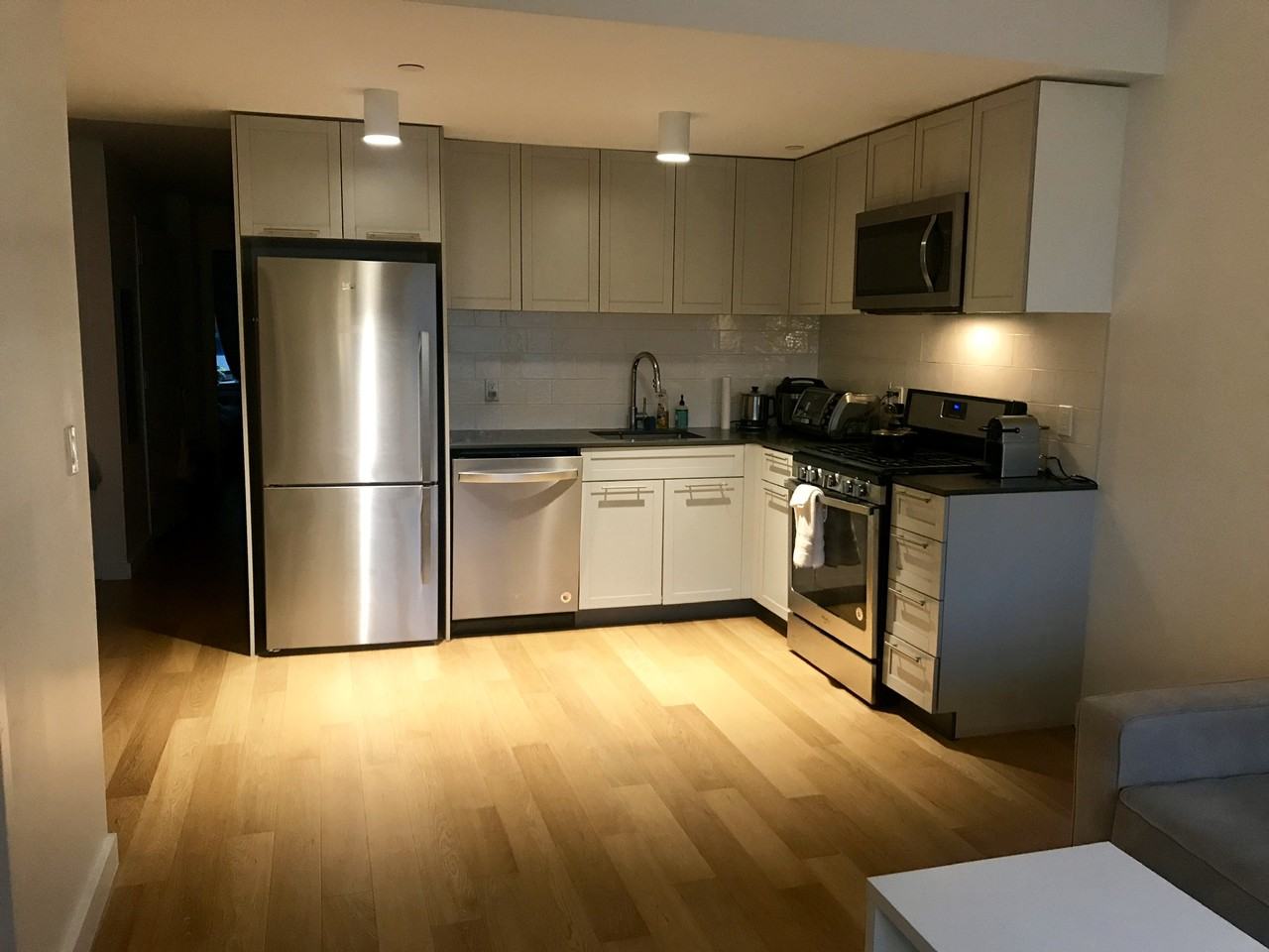 205 Middleton St - Photo 2 of 11