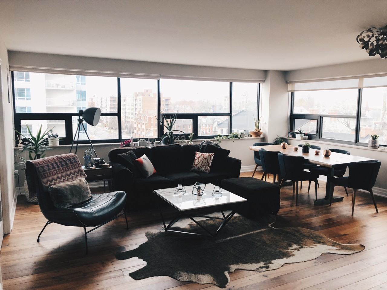 165 Ontario St, Kingston, ON K7L 2Y6 2 Bedroom Apartment for 3,475