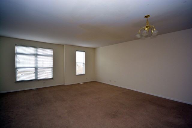 401 N Commerce St - Photo 3 of 13