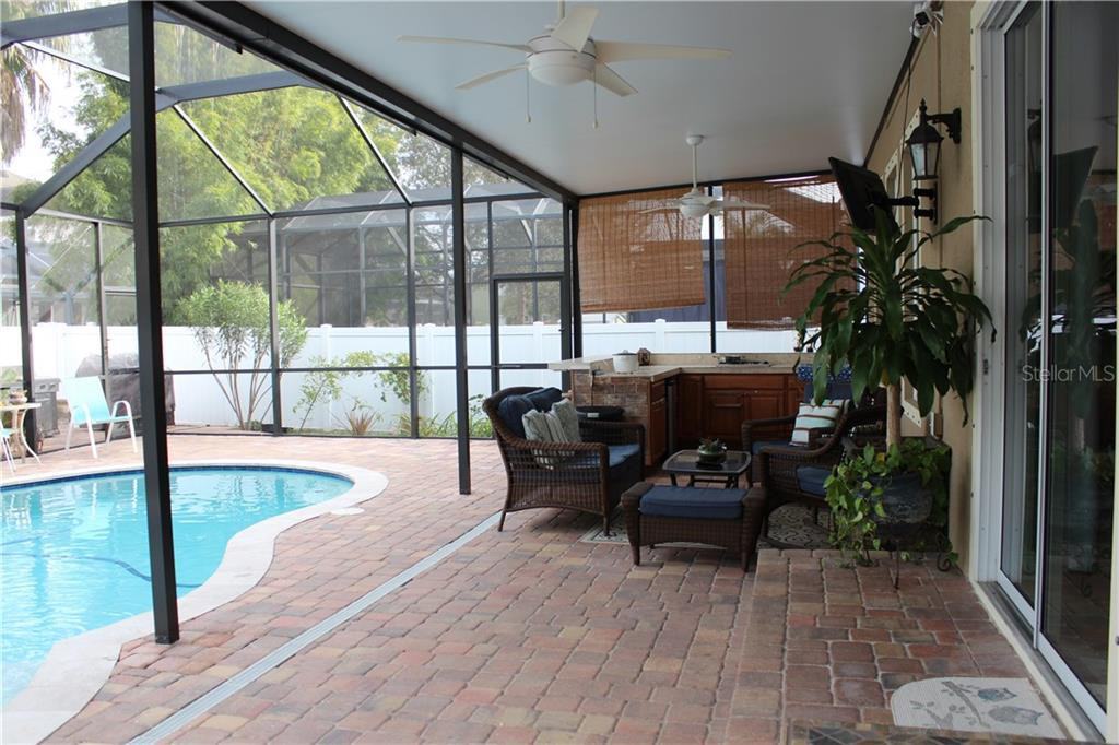 7110 S Trask Street - Photo 2 of 50