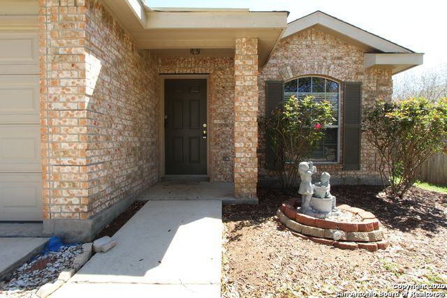 8914 Walnut Springs - Photo 2 of 25