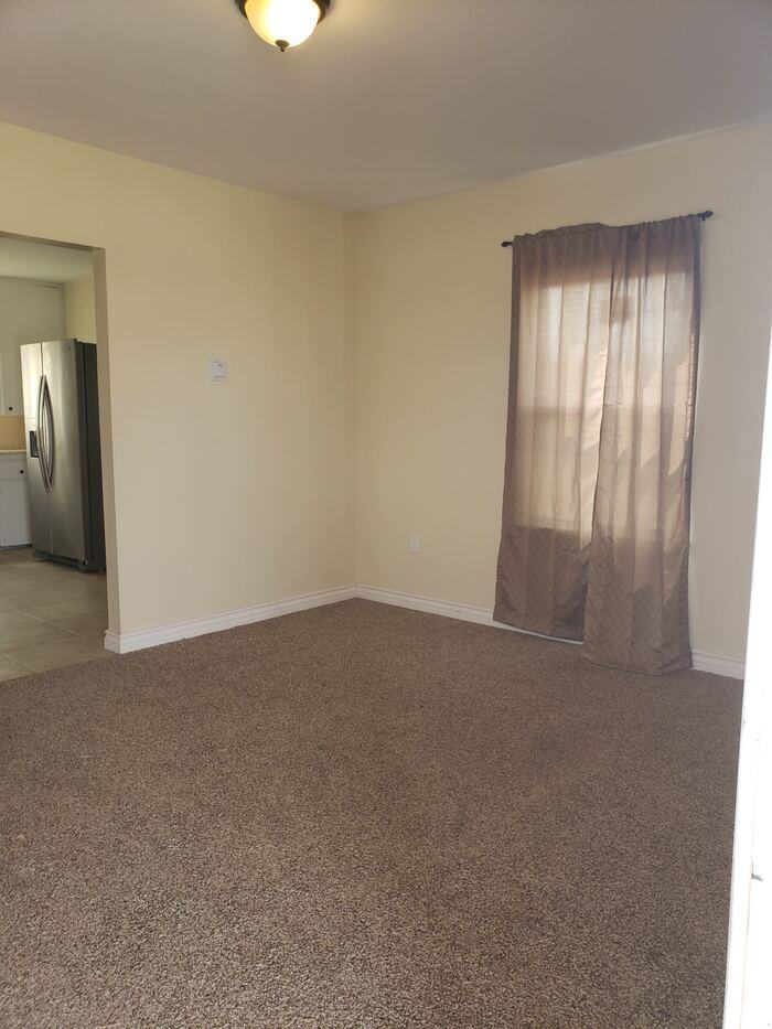 11850 Patricia Ave - Photo 2 of 15