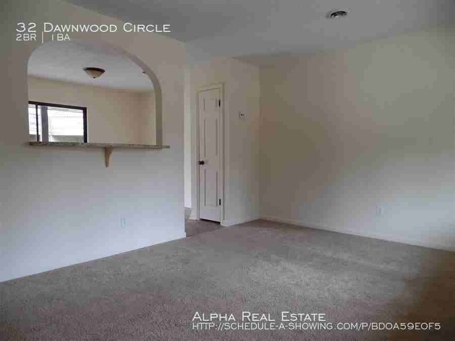 32 Dawnwood Circle - Photo 2 of 15