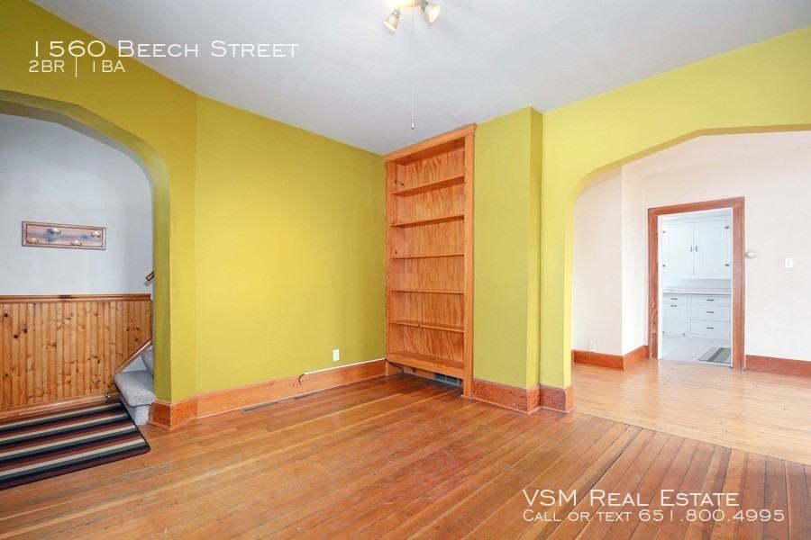 1560 Beech St - Photo 3 of 20