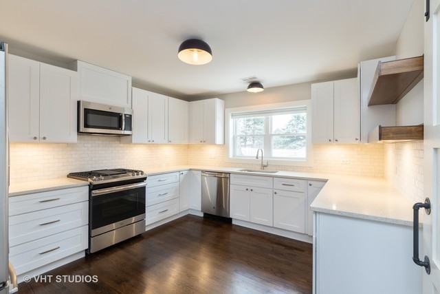 1118 Kensington - Photo 2 of 10