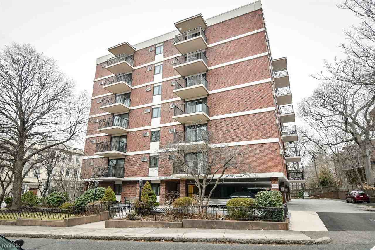 80 Pleasant St. 31 - Photo 3 of 7