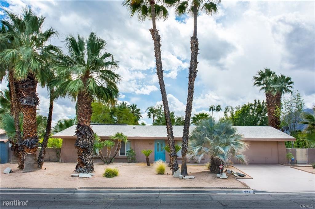 695 E Chia Rd - Photo 2 of 12