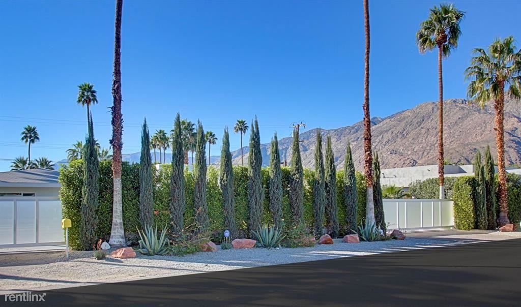 1033 E Tachevah Dr - Photo 3 of 12