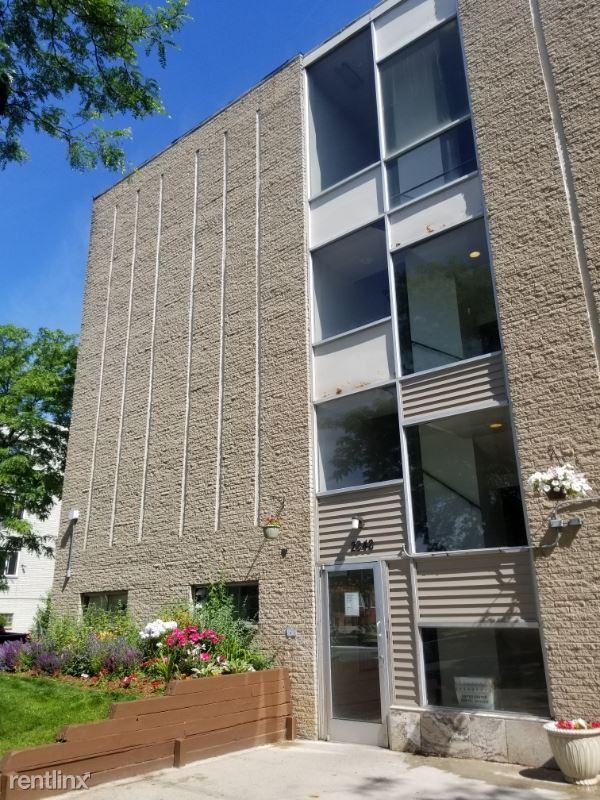 2848 W. Wells Street 109 - Photo 2 of 13