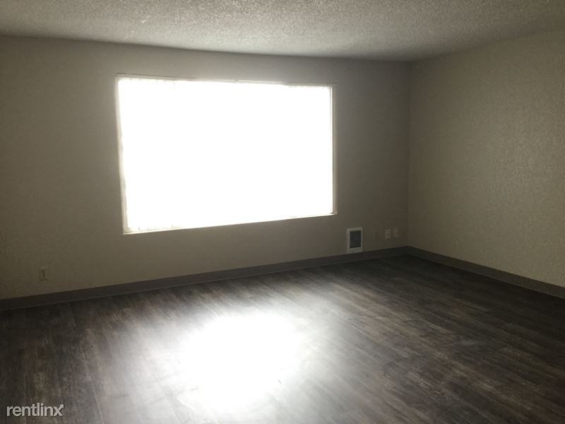 245 Nw 13th St 9 - Photo 2 of 4