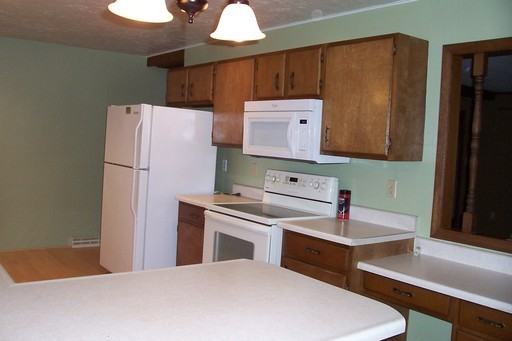 9379 Carlisle Ct - Photo 3 of 22