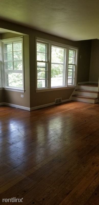 512 Nottingham Rd - Photo 3 of 14