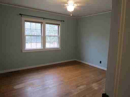 453 Finley St - Photo 3 of 18