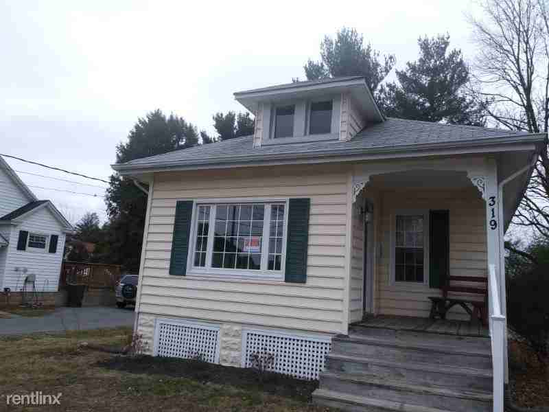 319 Maitland St - Photo 2 of 12