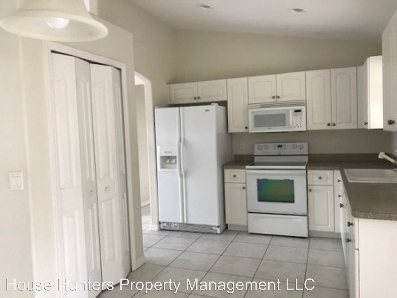 4185 Amari Rd - Photo 2 of 5