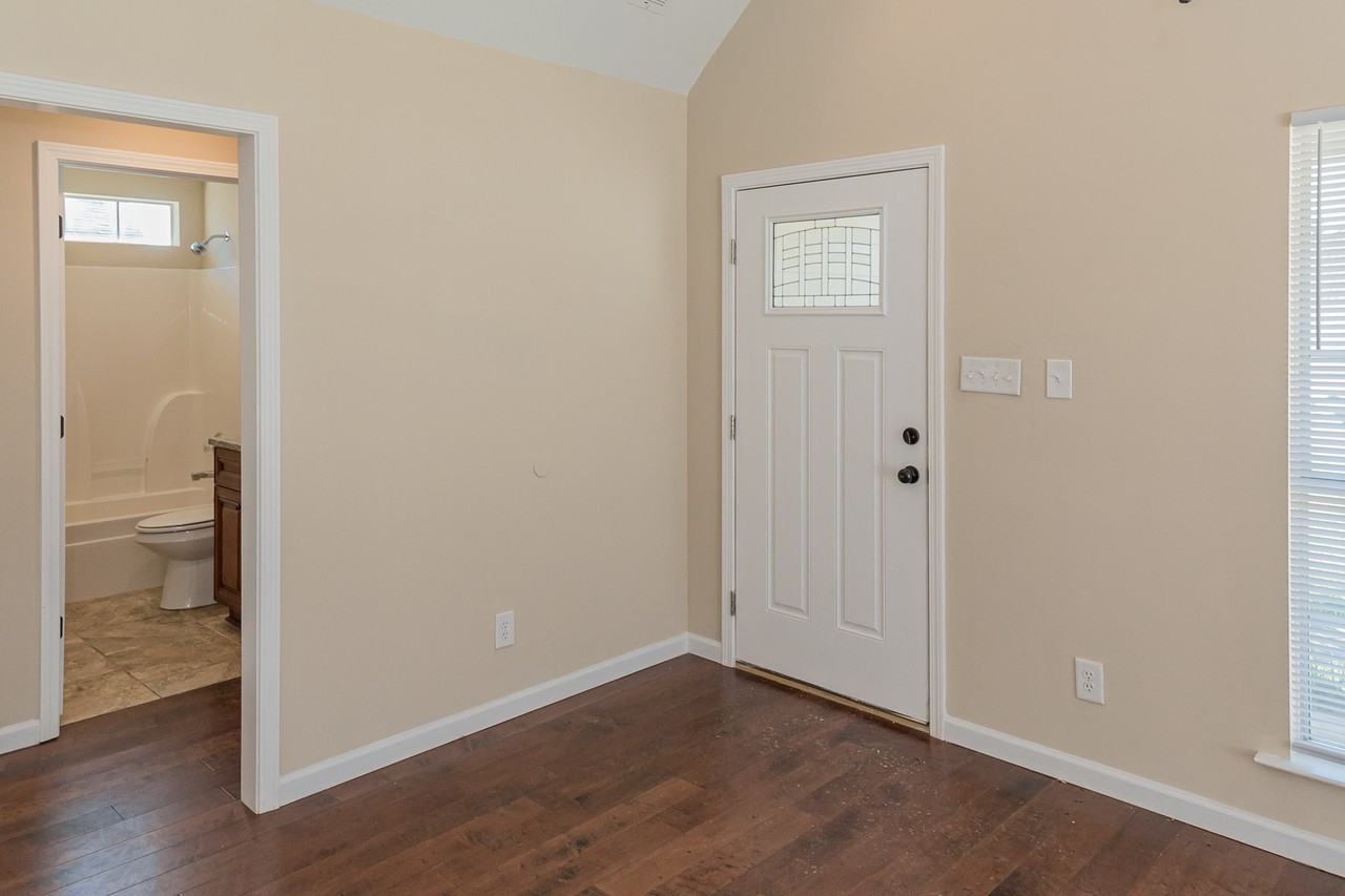 130 Spring St - Photo 2 of 26