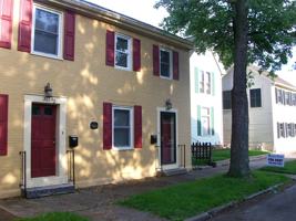 featured image of 317 S 4th St