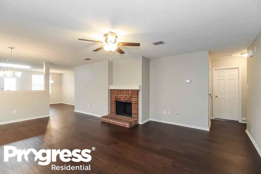 3129 Coolwood Ln - Photo 2 of 15