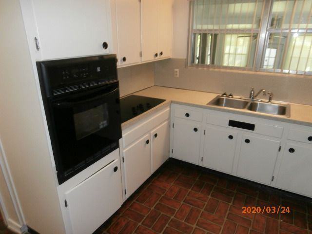 5419 Floral Avenue - Photo 2 of 16