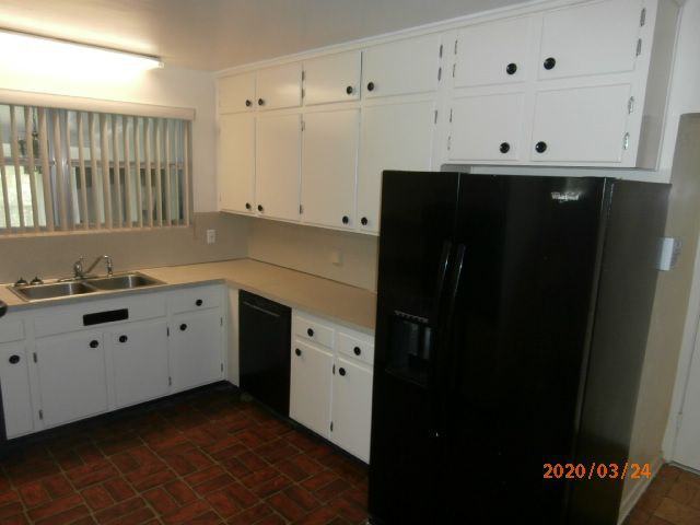 5419 Floral Avenue - Photo 3 of 16