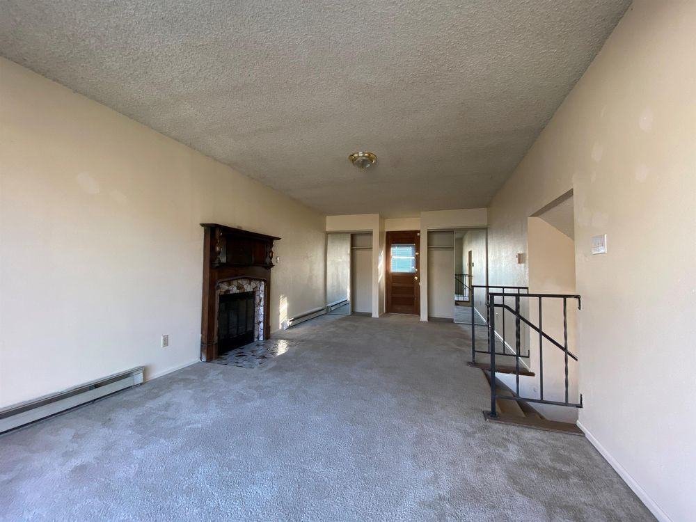 1037 Mt Werner Cir - Photo 2 of 9