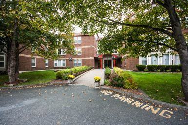 134 Portugal Cove Rd. Beautiful 2 Bdrm Condo in Secure, Adult Only Building Apartments 134