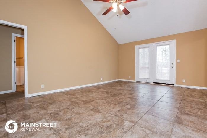 103 Oak Court - Photo 3 of 16