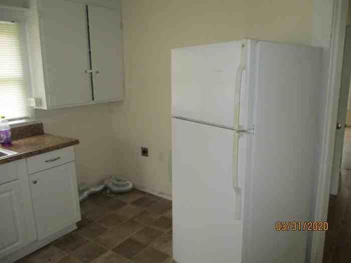 1407 Meadow Avenue - Photo 3 of 5