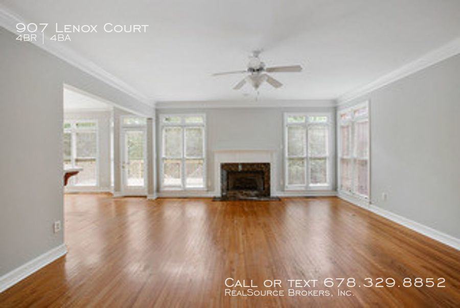 907 Lenox Court - Photo 3 of 26