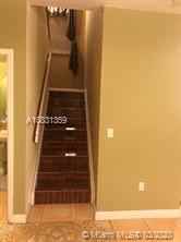 4143 Northeast 9th Street - Photo 7 of 13